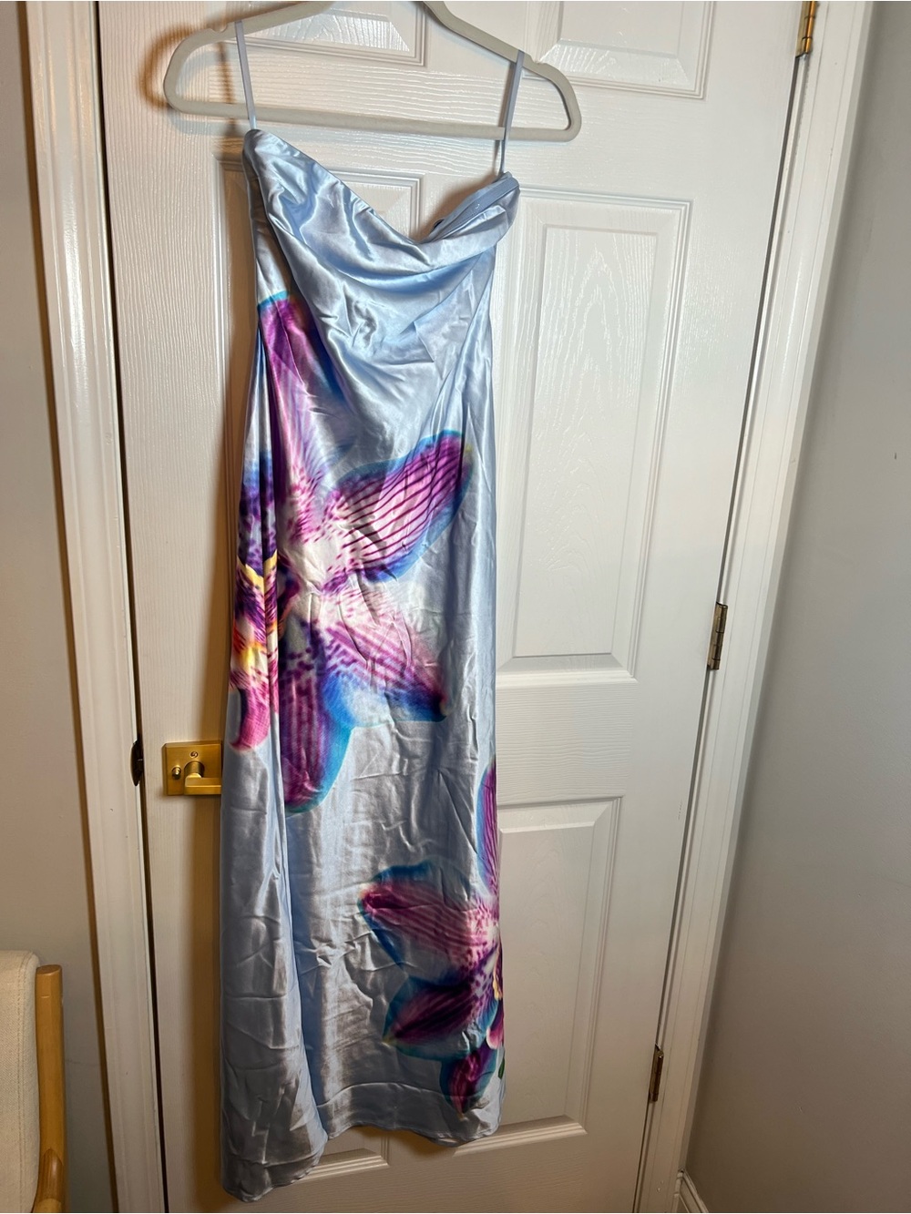 Runaway The Label Celeste Maxi Dress in Orchid Blue - Picture 3 of 7